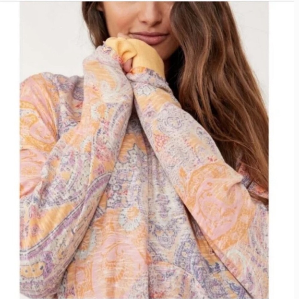 Free People Making Circles Longline T-shirt in Multi Paisley - Picture 8 of 11